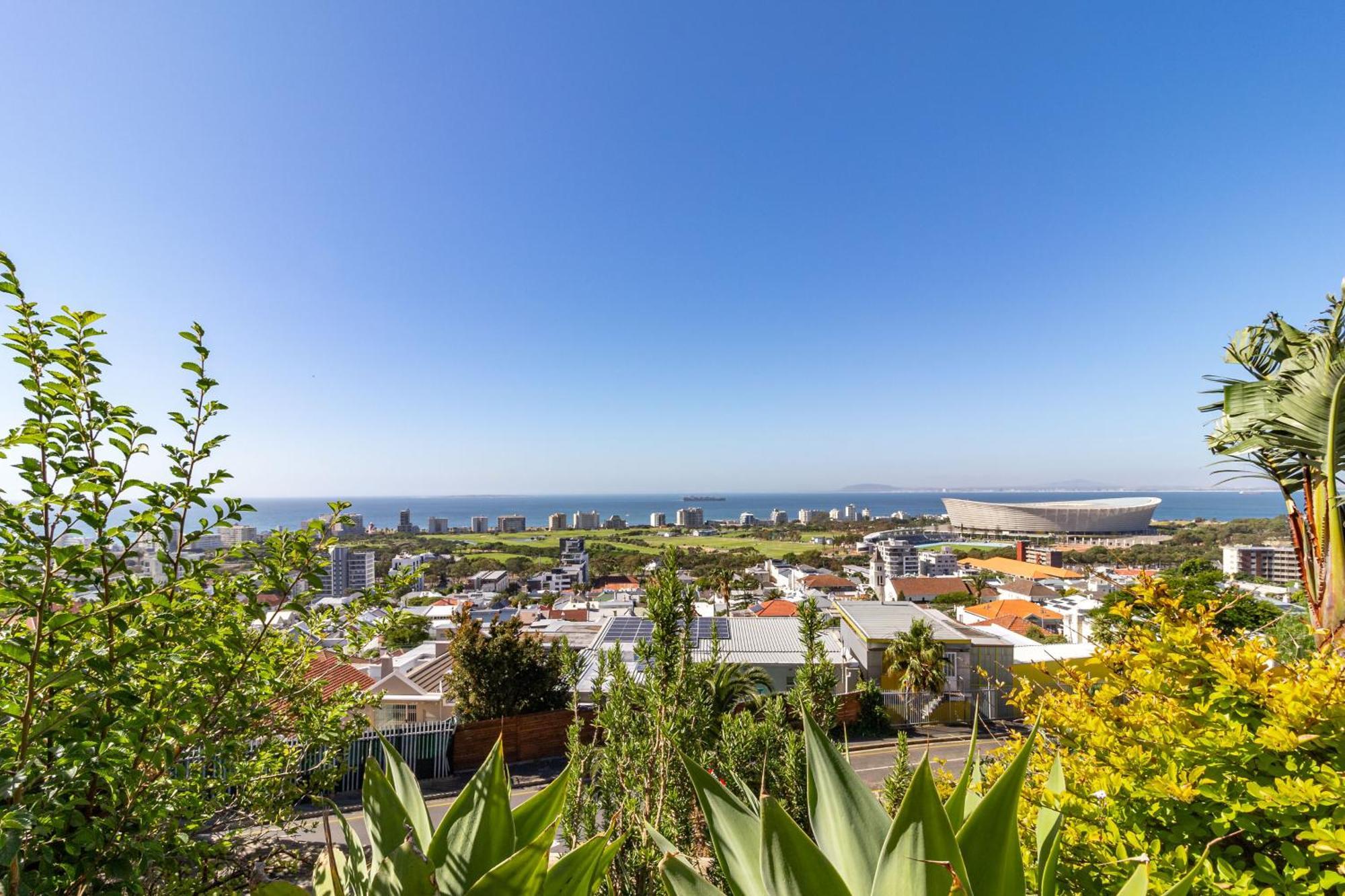 Cape Town Skyroof Apartment Loadshed Proof Ocean Views Exterior photo